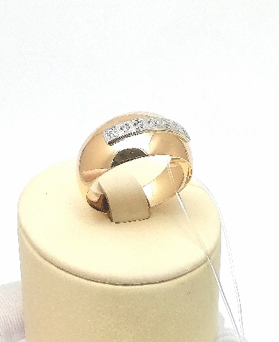 Золотое кольцо из красного золота 585 пробы, вставка фианиты, размер 21,5, вес 3,04г