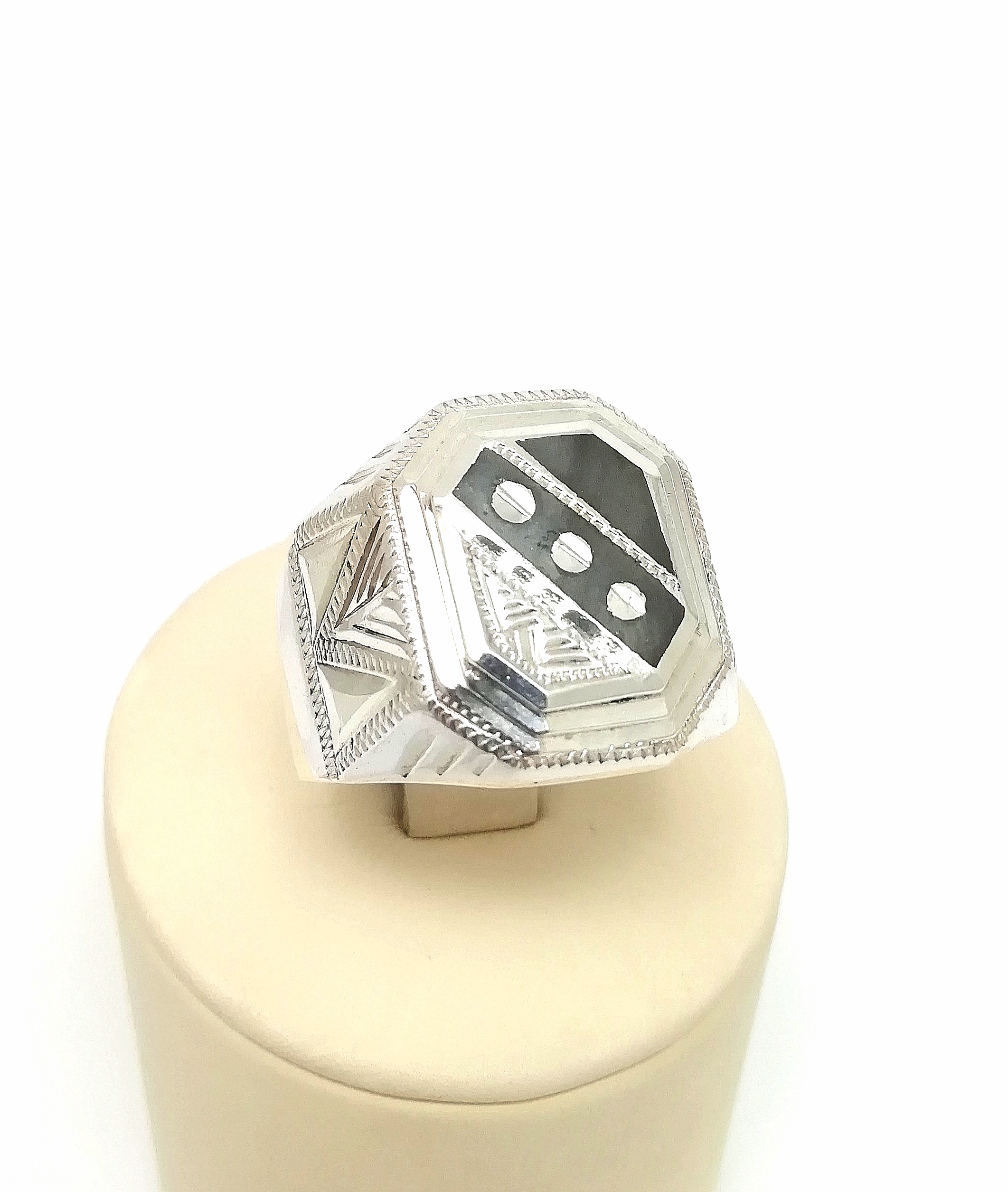 Серебро кольцо дк150621-323 9,50гр